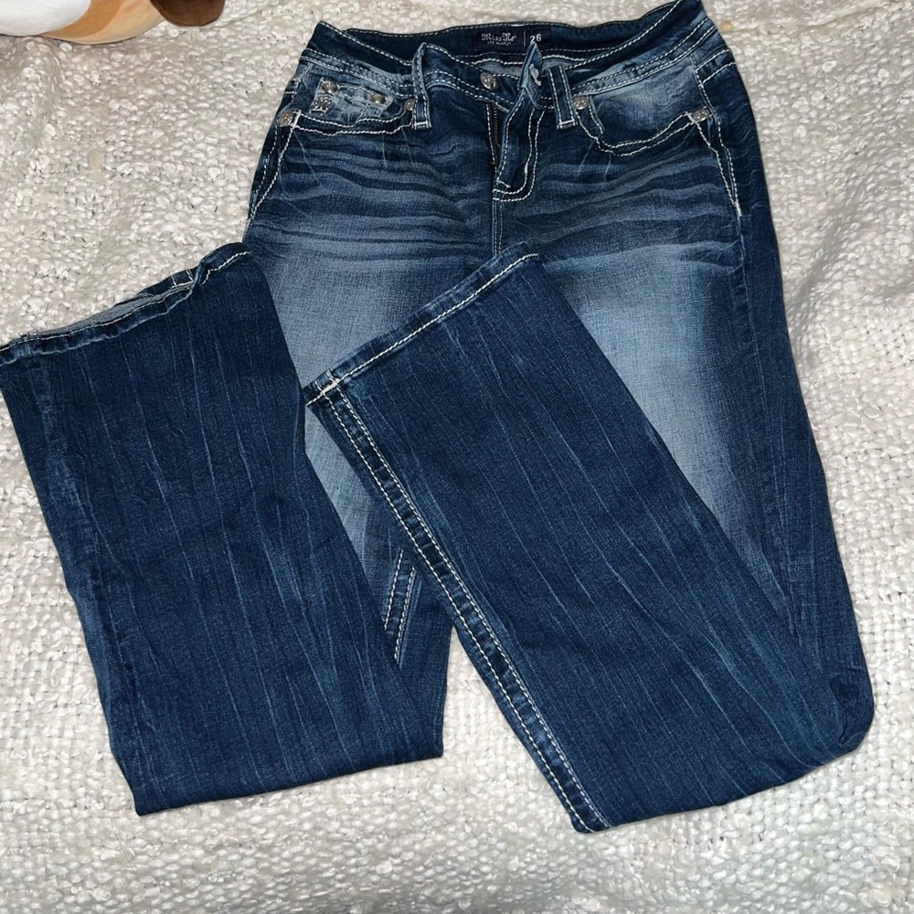 NEW BOOTCUT MIDRISE MISS ME JEANS size 26 waist no visible wear 💙